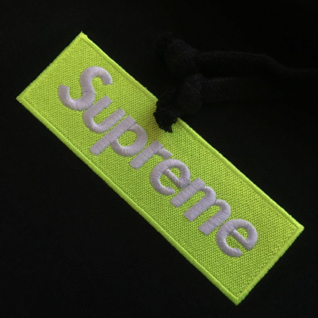 Supreme box logo neon store