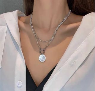 (Category: ) located in . Submitted by swei_wardrobe (Listing ID 1073360893, Image 1). Description: .
