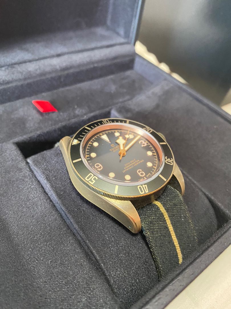 Tudor Black Bay Bronze NATO strap, Mobile Phones & Gadgets, Wearables