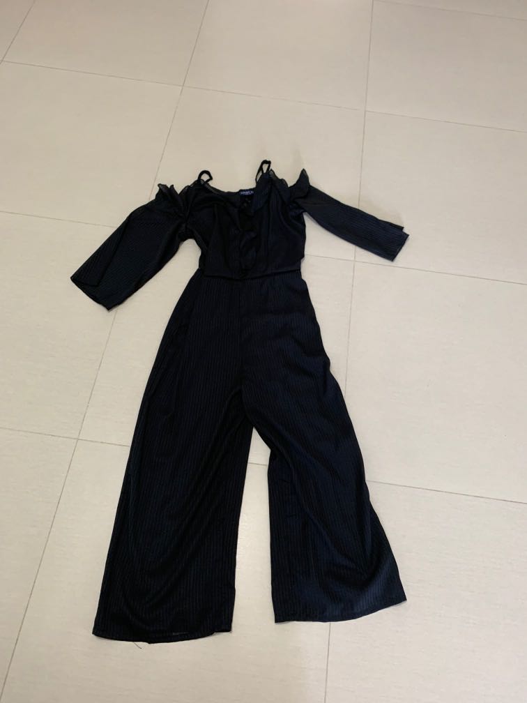 PENDING Yacht 21 ruffles jumpsuit in black, Women's Fashion, Dresses ...