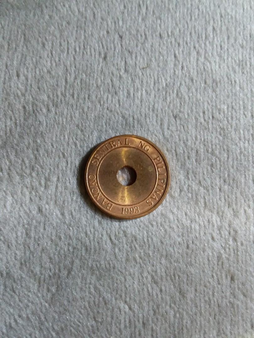 5 Sentimo 2007 (Hard to Find) (Category: Currency) located in Quezon City. Submitted by doctornis (Listing ID 1073788293, Image 2). Description: Selling 2007 "5 Sentimo" BSP coins series. Considered hard to find. Very fine condition and uncirculated. Natural shimmering appearance with slight aging of 14 years. Never been polished with any compounds. Definitely a great find for serious coin collectors. 💎 For pick-up/meet-up at the lobby of SM Blu
