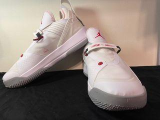 全新 運動品牌男鞋Nike air白色歐碼44碼