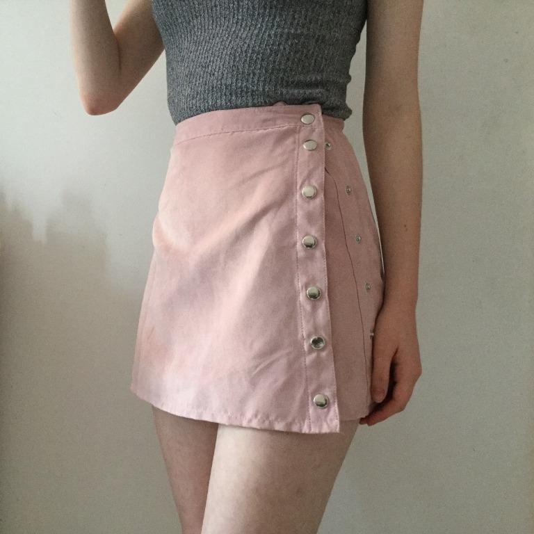 Brand New H\u0026M Light Pink Suede Skirt 