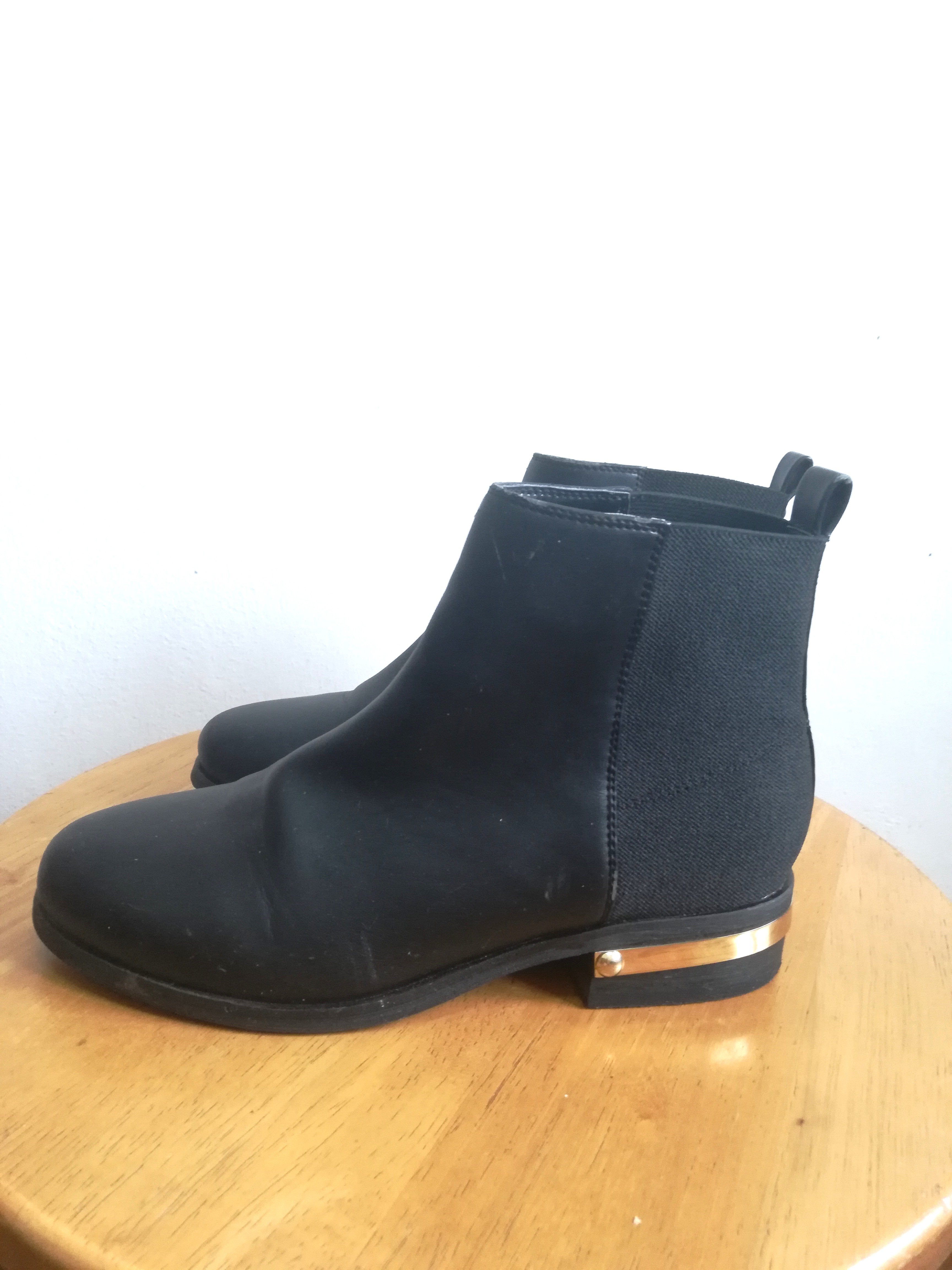 carvela black boots