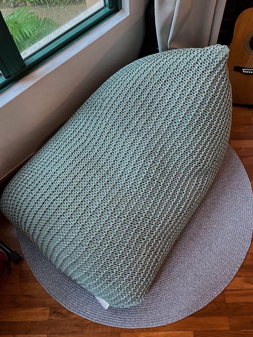 Castlery bean bag outlet