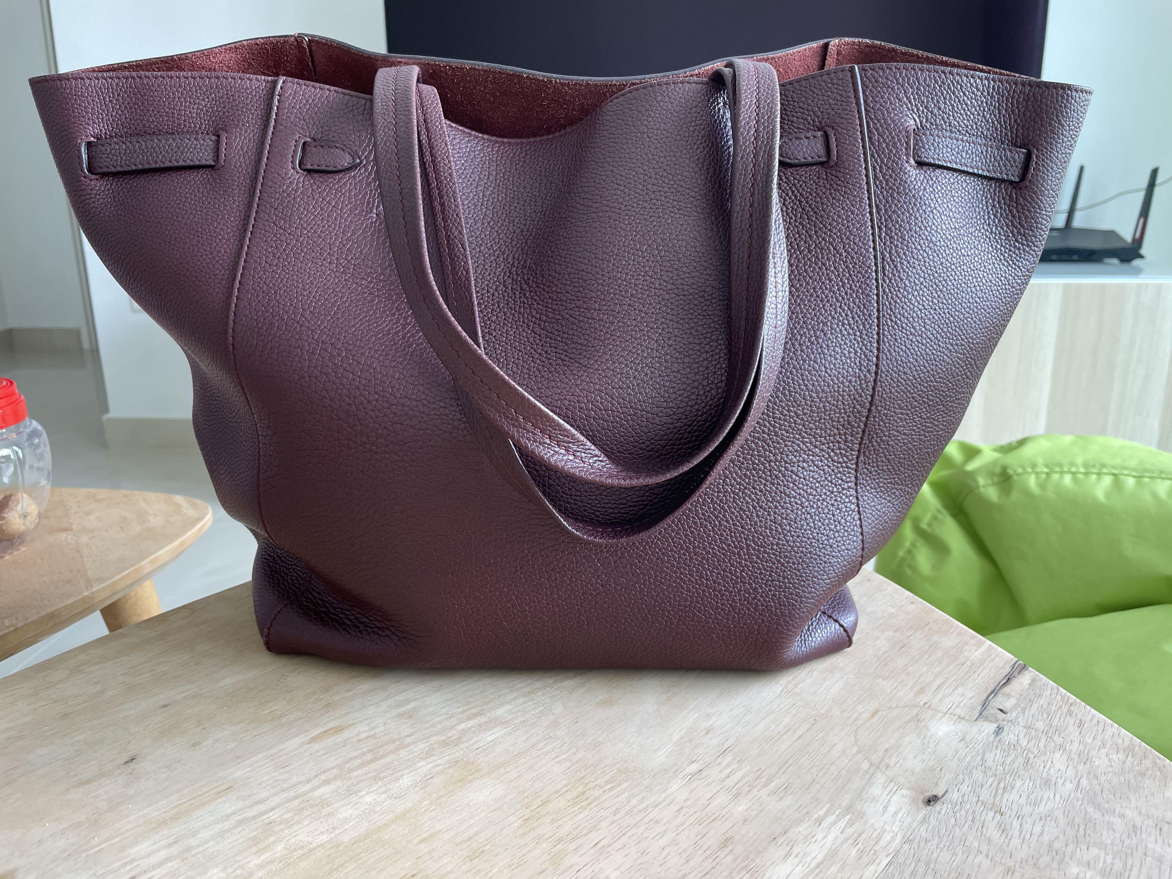 Celine CABAS PHANTOM IN SOFT GRAINED CALFSKIN Women s Fashion Bags Wallets Cross body Bags on Carousell