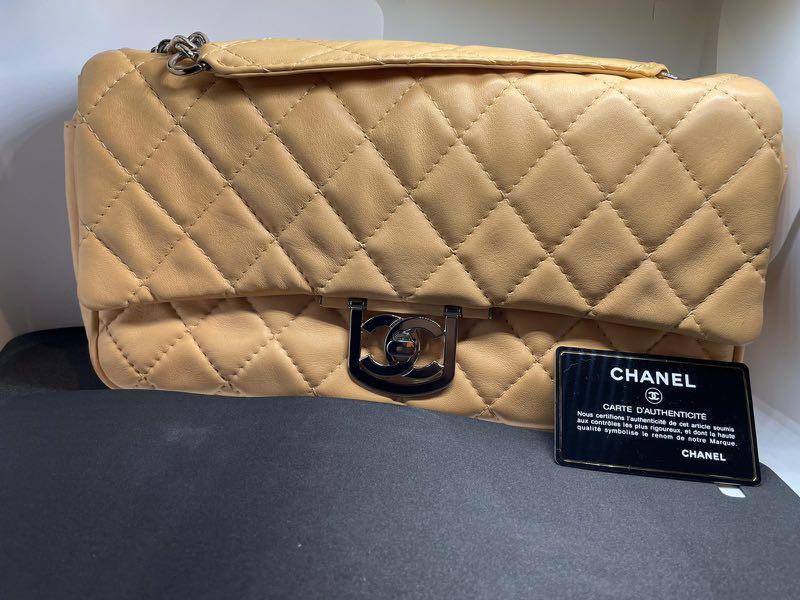CHANEL, Bags, Preowned Chanel Sac Class Rabat 9435