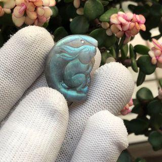 Grey moonstone pendant