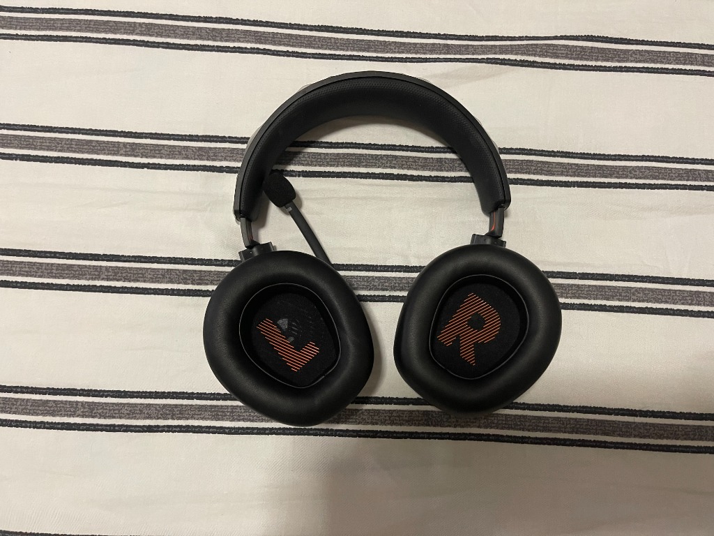 jbl gaming quantum 400
