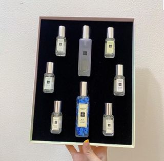 （分類：）位於 。 由 floart 提交（商品編號 1073667266，圖片 1）。簡介： 。