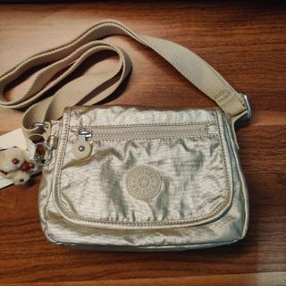 (Category: ) located in . Submitted by xtiansales (Listing ID 1059939643, Image 1). Description: .
