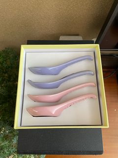 （分類：）位於 。 由 _sellthings_ 提交（商品編號 1073707375，圖片 1）。簡介： 。