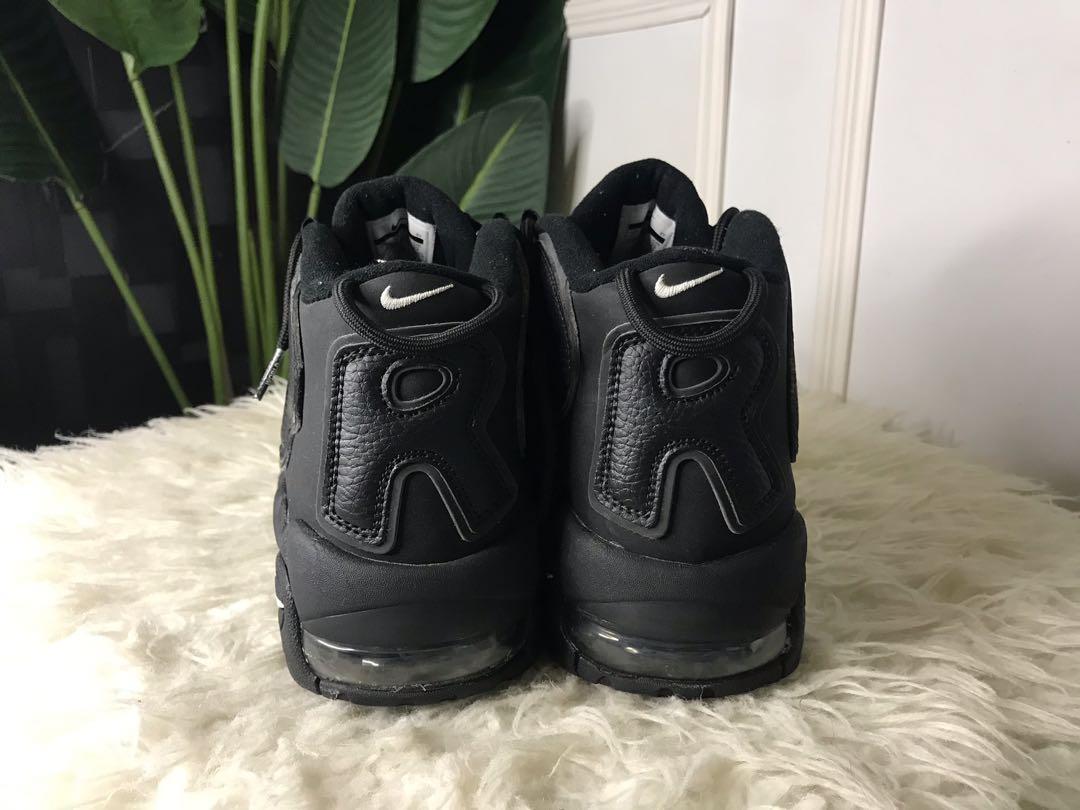 Nike suptempo black shop