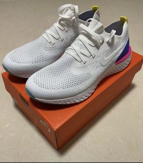 （分類：）位於 。 由 your2ndwardrobe_ 提交（商品編號 1073776358，圖片 1）。簡介： 。
