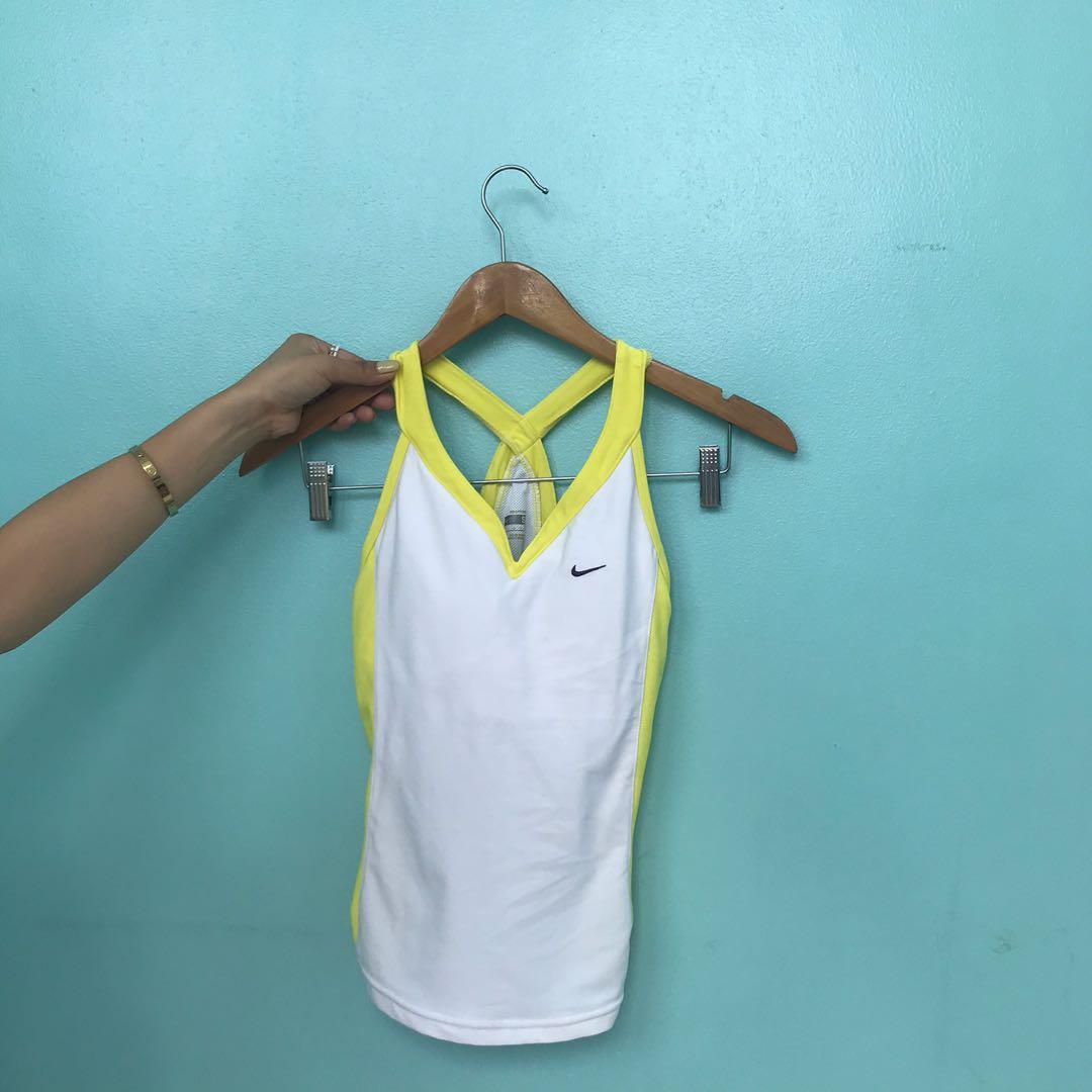 mens nike sports top
