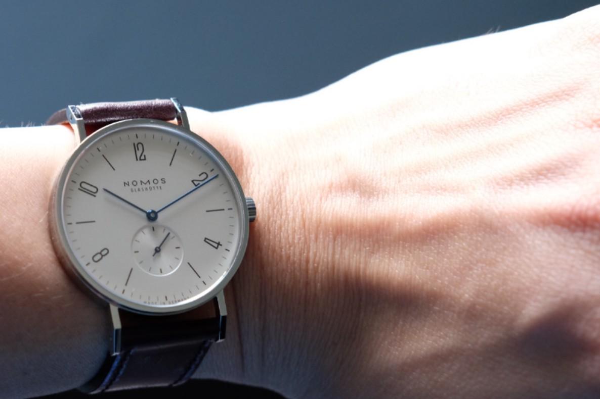 Nomos Tangente Ref. 164 38mm Sapphire Crystal Glass Back