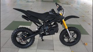 (Category: ) located in . Submitted by bikesnwheels (Listing ID 1073637968, Image 1). Description: .