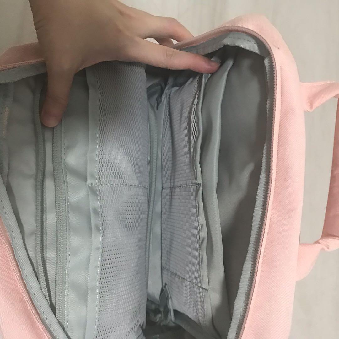 Off toco backpack (Category: Backpacks) located in Singapore. Submitted by connietsn (Listing ID 1073665609, Image 4). Description: Condition new .