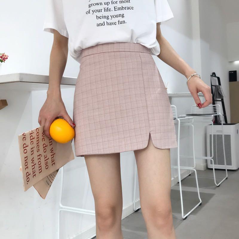 a line pink plaid skirt