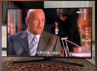 Samsung 43” LED TV Model UA43J5100AK with Remote and HDMI cable