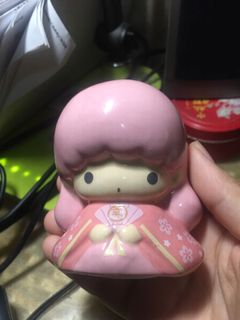 （分類：）位於 。 由 aliiceko 提交（商品編號 1073777751，圖片 1）。簡介： 。
