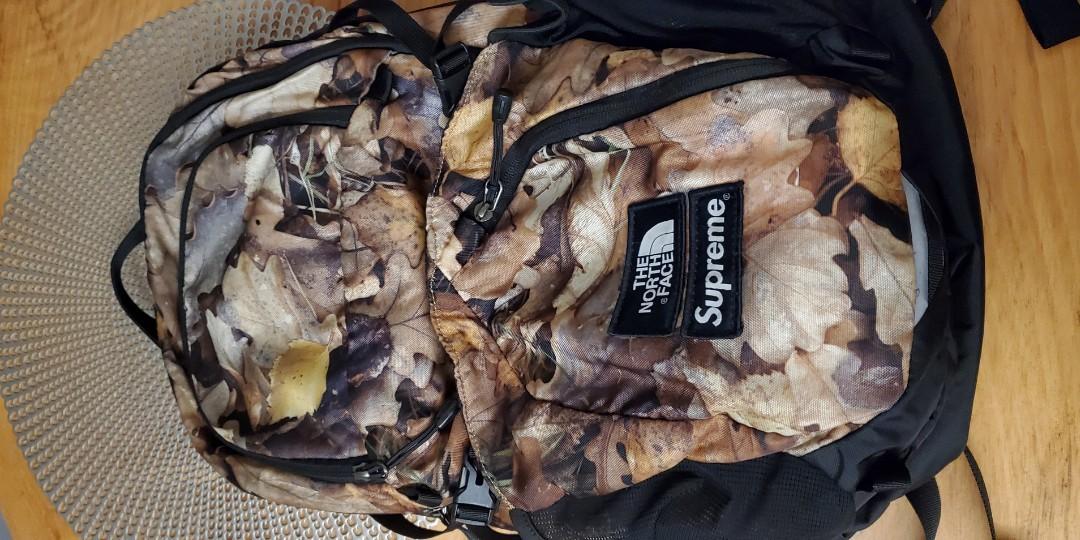 Supreme X TNF backpack 17 leaf leaves 樹葉背包, 男裝, 袋, 背包