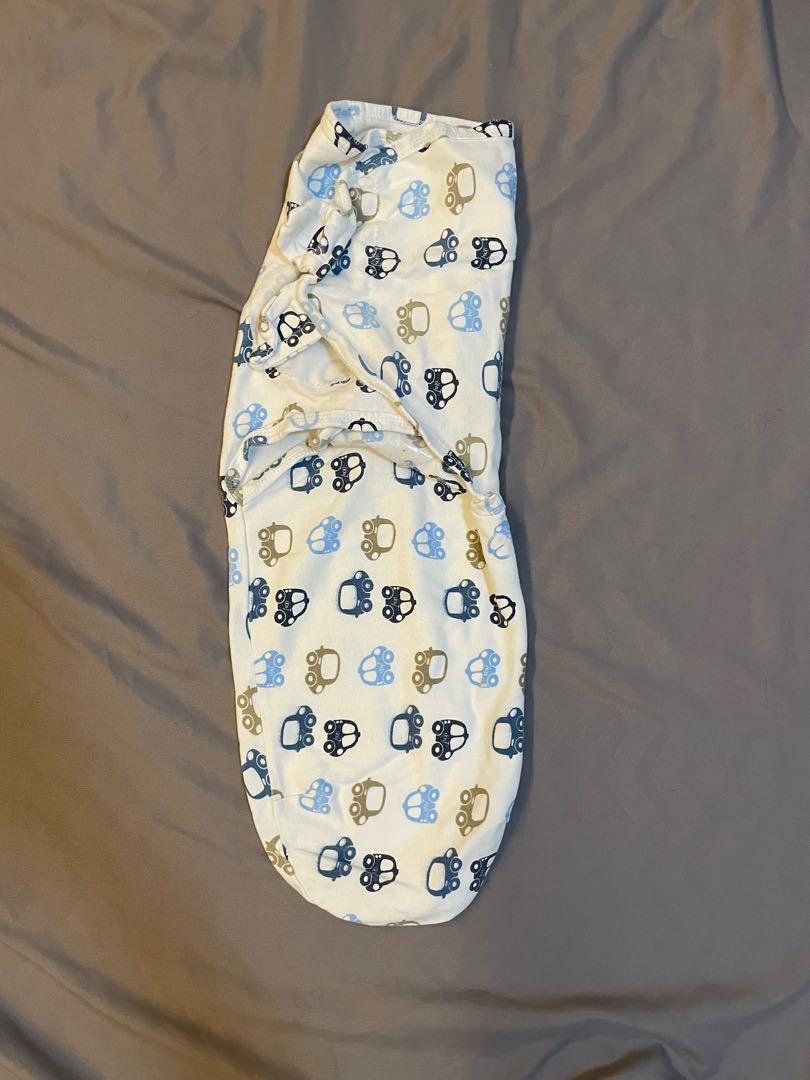 Swaddle bundle (Category: Other Baby Bathing & Changing Needs) located in Quezon City. Submitted by littlemissvietnam (Listing ID 1073699215, Image 3). Description: ₱400 for all 4 swaddles posted in this listing.