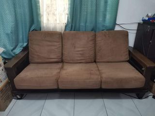 (Category: ) located in . Submitted by marchedeharper (Listing ID 1073647041, Image 1). Description: .