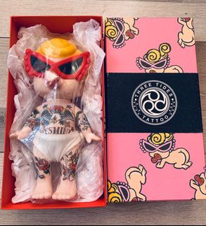 （分類：）位於 。 由 hgl0ver 提交（商品編號 1073866837，圖片 1）。簡介： 。