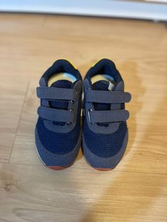 （分類：）位於 。 由 o3333 提交（商品編號 1073942874，圖片 1）。簡介： 。