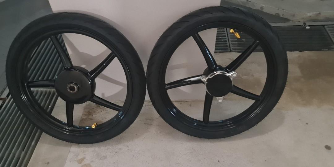 Aerox 155 Nvx 155 Enkei 17 Rims Motorcycles Motorcycle Accessories On Carousell