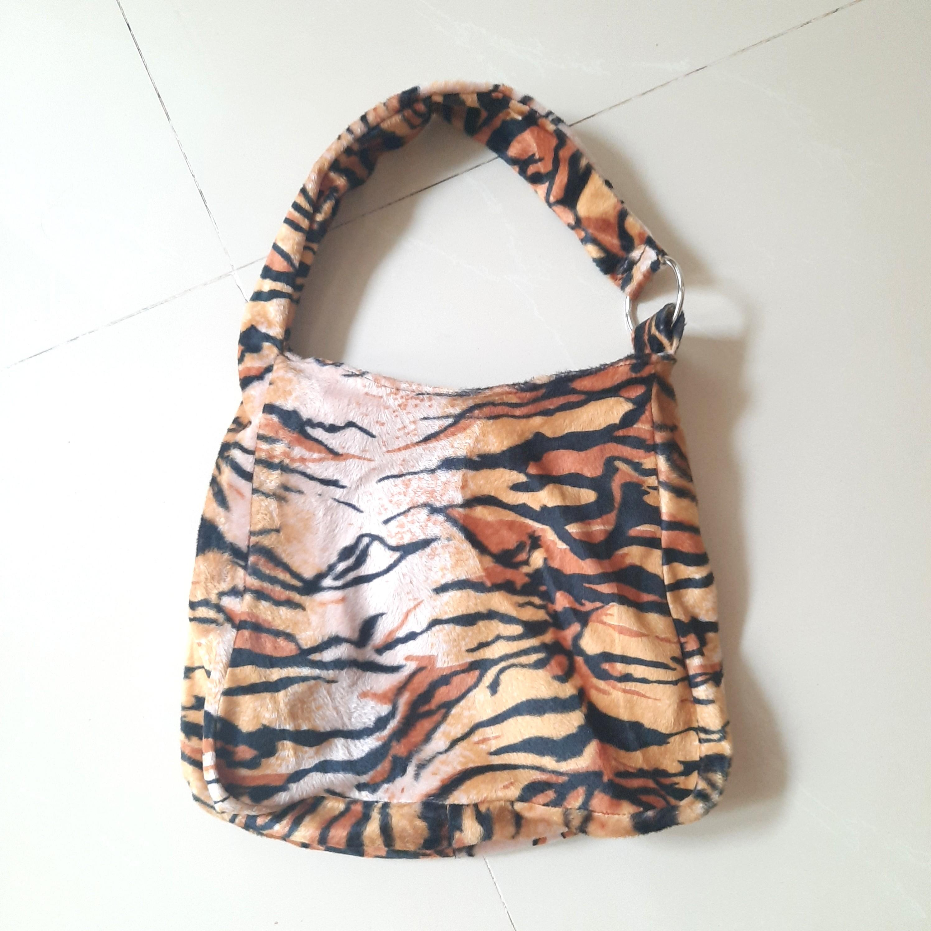 tiger print bag
