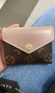 (Category: ) located in . Submitted by k_kate83 (Listing ID 1073940840, Image 1). Description: .