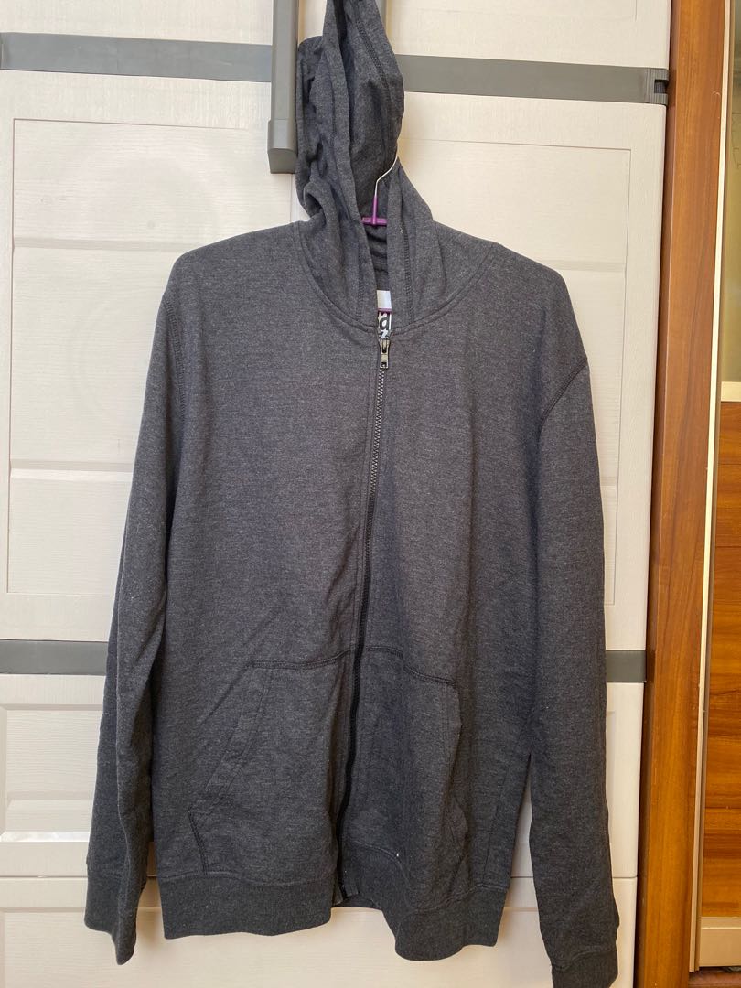 Baleno Sweater, Men's Fashion, Coats, Jackets and Outerwear on Carousell