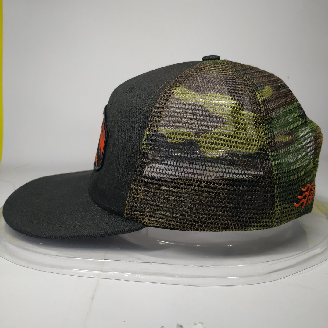 What is a Snapback Hat? – Banner & Oak