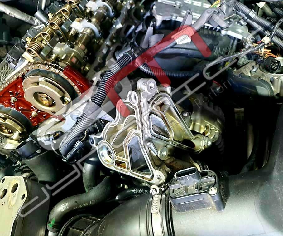 BMW F10 520i (N20 Engine) Valve Cover Gaskets & Oil Filter Assembly