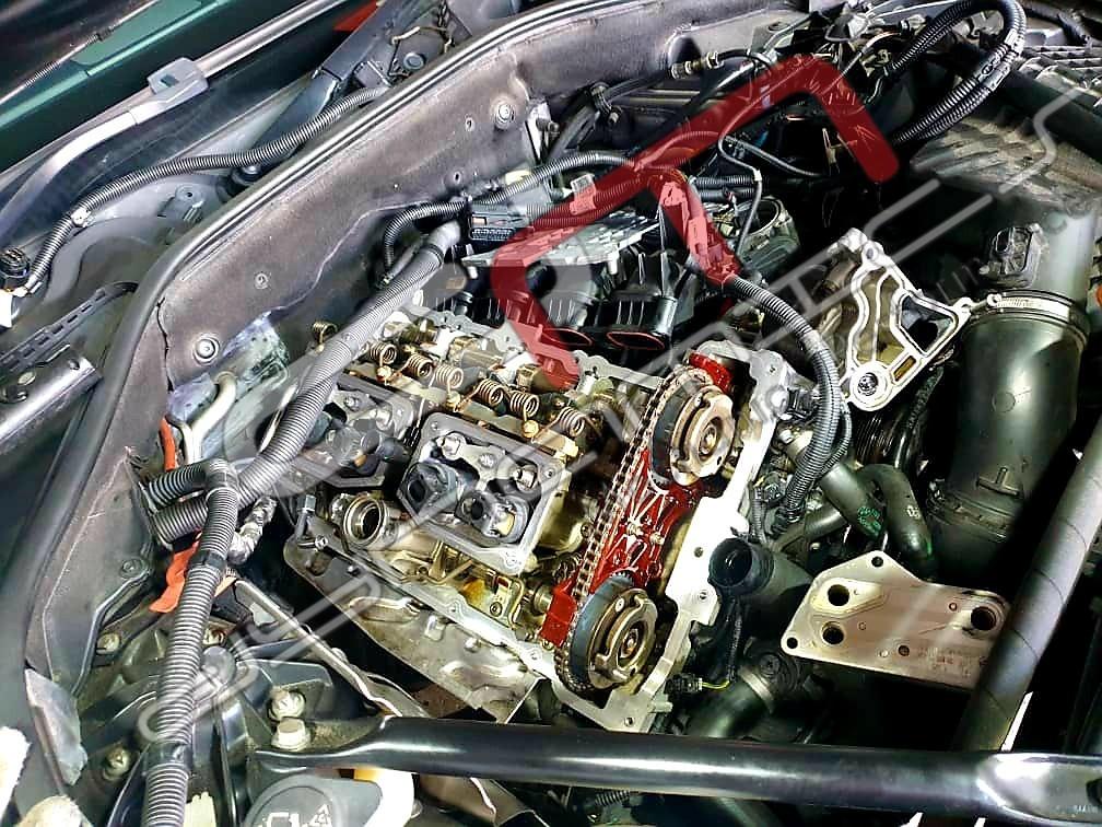 BMW F10 520i (N20 Engine) Valve Cover Gaskets & Oil Filter Assembly