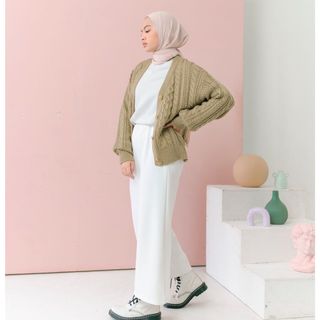 (Kategori: ) berada di . Dikirim oleh secondhandbyzar (ID iklan 1073817545, Gambar 1). Deskripsi: .