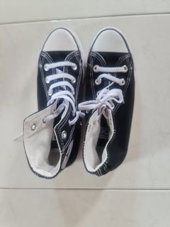 (Category: ) located in . Submitted by chirraak (Listing ID 1073823891, Image 1). Description: .