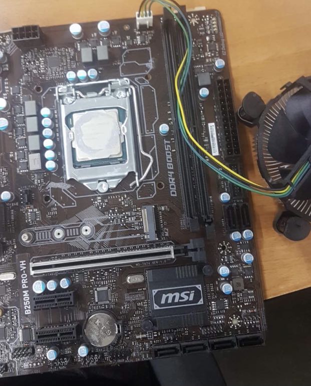Desktop Bundled Intel Core i7 i5 i3 (Category: Desktops) located in Mandaluyong City. Submitted by l2ayne (Listing ID 1073902282, Image 3). Description: Intel Core i7-7700 processor with stock fan MSI B250-M PRO VH motherboard with backplate 8GB DDR4 Kingston Memory 2400mhz Price 12.5k only Selling as Bundled Processor with Distro warranty December 2021 Tpc id l2ayne Pick up: Sta Ana Manila Accept shipping / COD / COP thru LBC or Lalamove Buyer w