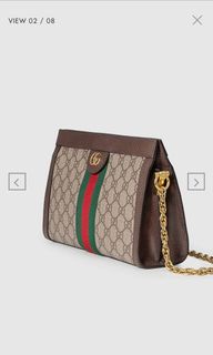 (Category: ) located in . Submitted by gemscloset (Listing ID 1073931362, Image 1). Description: .