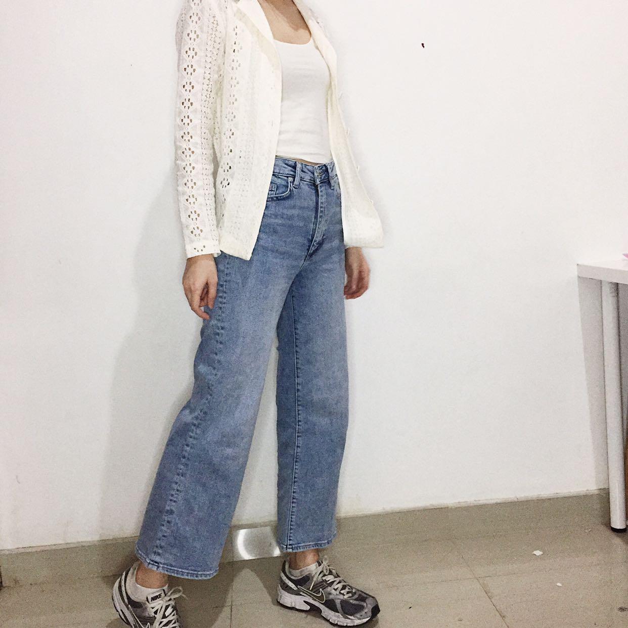 H\u0026M Wide High Waist Jeans, Fesyen Wanita, Pakaian Wanita, Bawahan di  Carousell