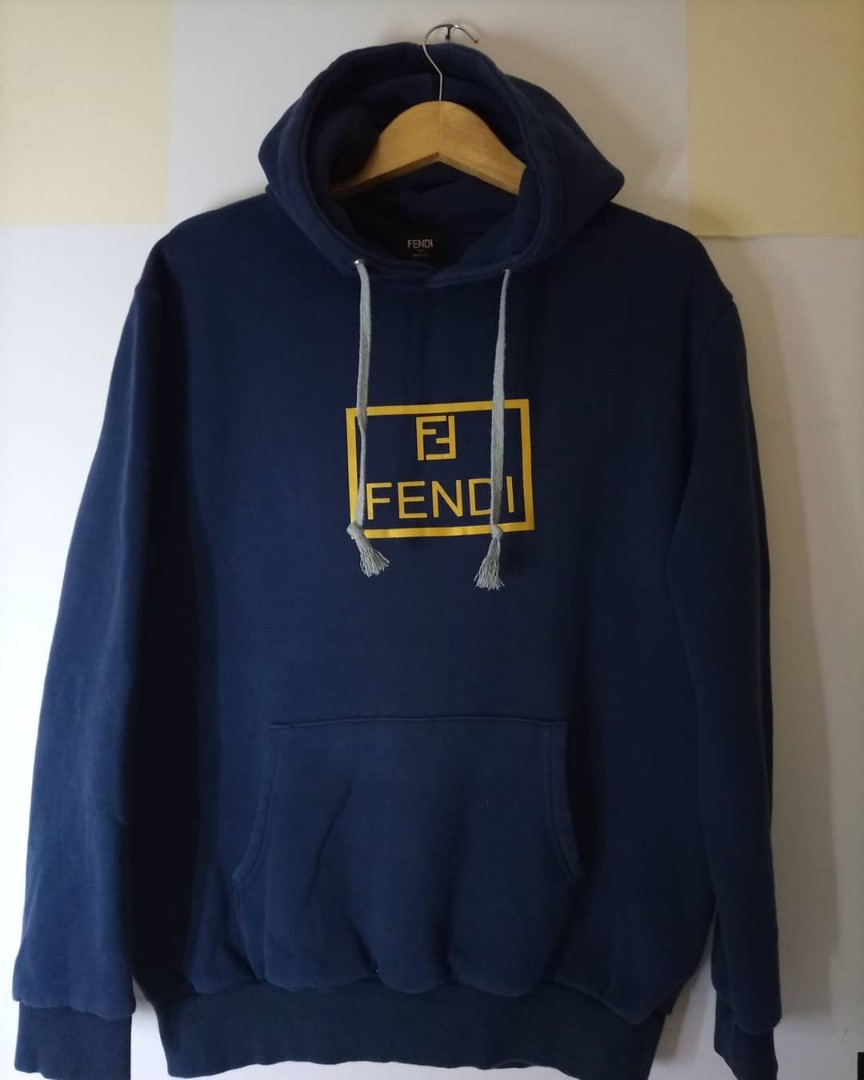 harga hoodie fendi original