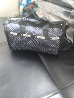 （分類：）位於 。 由 edwincclee 提交（商品編號 1073973471，圖片 1）。簡介： 。