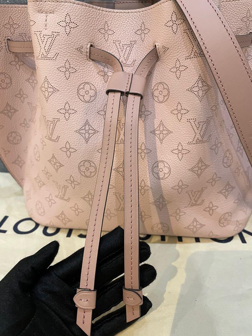 Louis Vuitton Girolata Noir Mahina Leather Bag, Luxury, Bags & Wallets on  Carousell