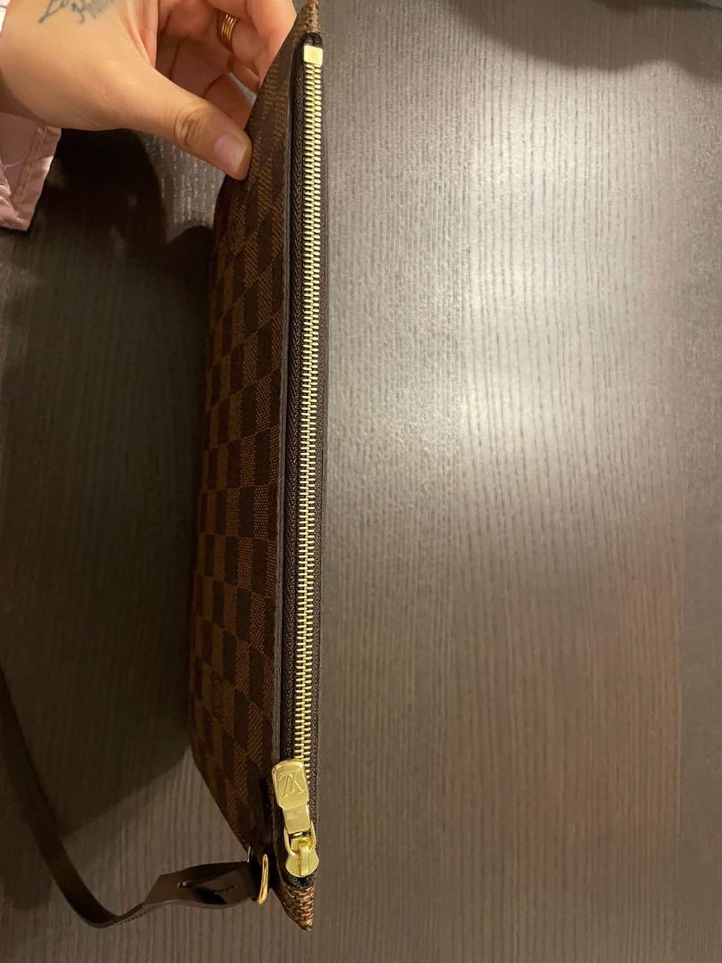 Louis Vuitton Neverfull MM Clutch Pochette – Luxi Bags
