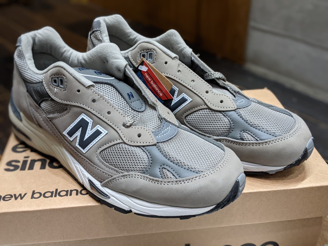 New Balance M991 ANI 20th Anniversary, 他的時尚, 鞋, 運動鞋在旋轉拍賣