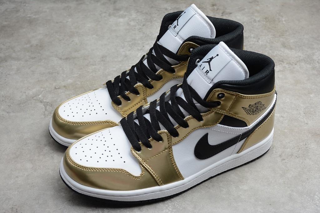 Nike 27 gold black deals