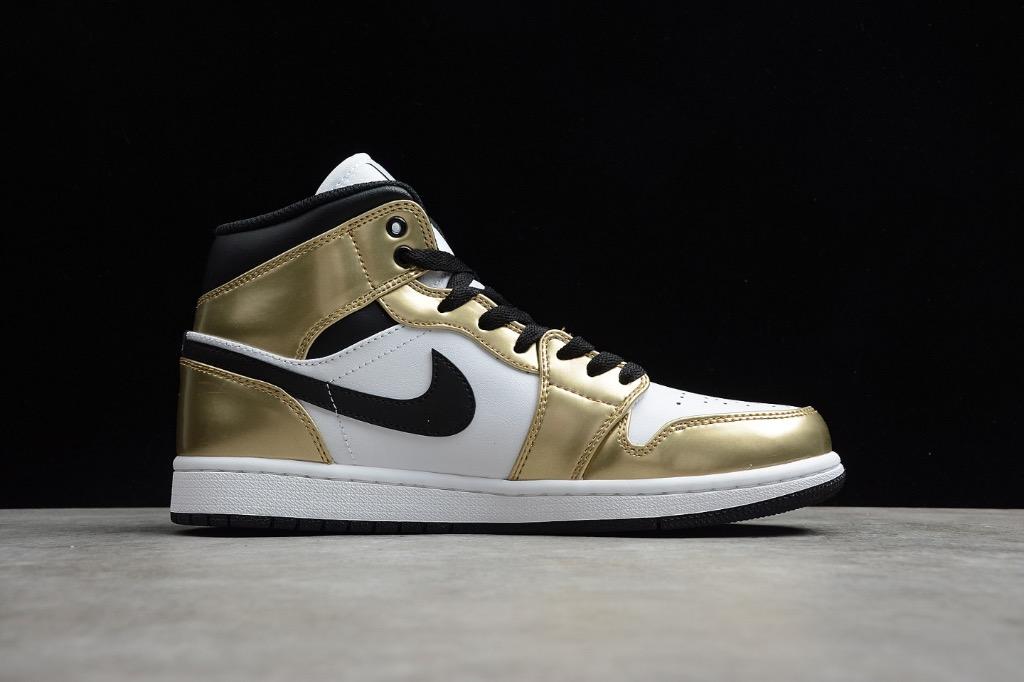 Air jordan 1 on sale mid metallic gold