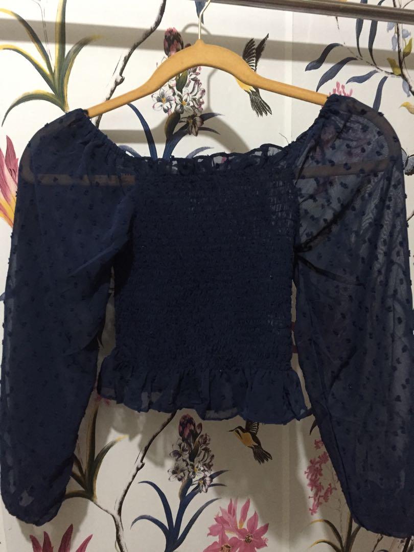Off shoulder blue( korean type ) (Category: Sleeveless) located in Caloocan City. Submitted by xtine01 (Listing ID 1074000837, Image 1). Description: Never been used wrong size good condition Xs to s size.